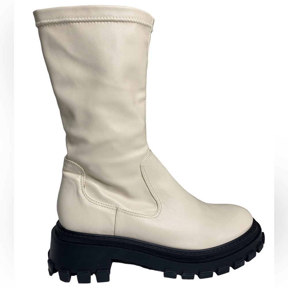 Schutz Kendy Lug Sole Boots‎